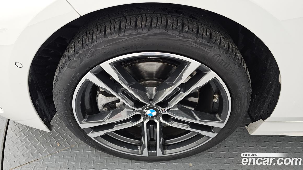 BMW 1-Series 120i M Sports, 2024