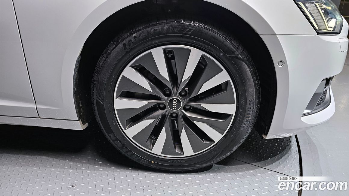Audi A6 45 TFSI, 2021