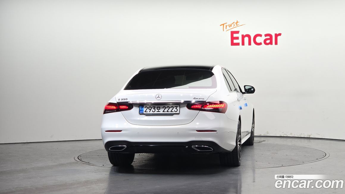 Mercedes-Benz E-Class E350 4MATIC AMG Line, 2023