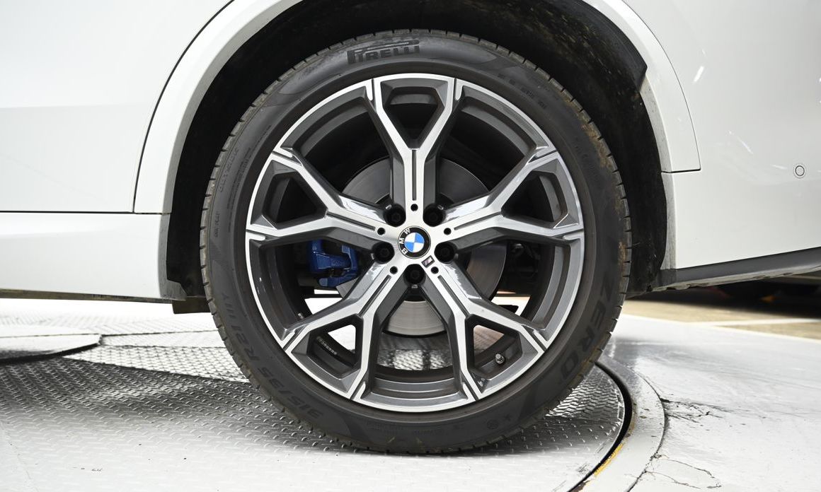 BMW X5 xDrive 40i M Sport, 2025