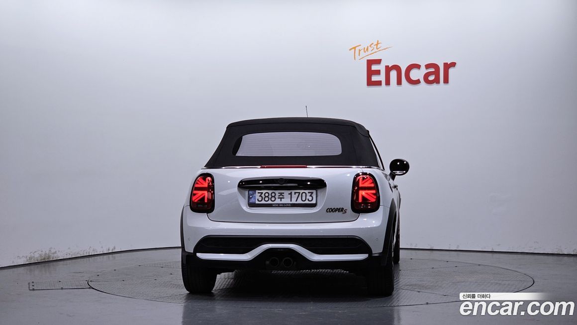 Mini Cooper Convertible Classic, 2024