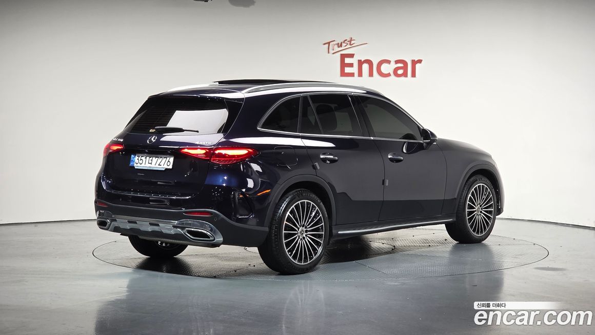 Mercedes-Benz GLC-Class GLC300 4MATIC AMG Line, 2023