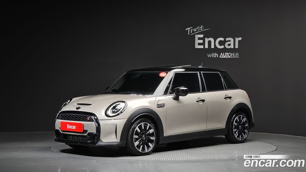 Mini Cooper 5Door Classic, 2023