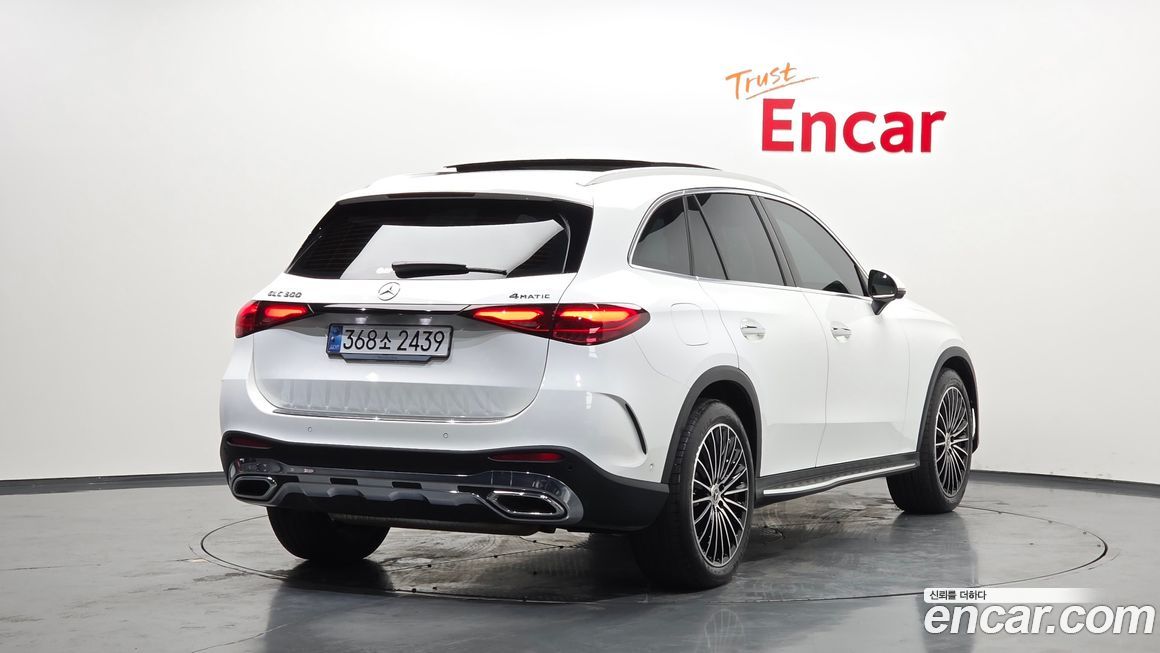 Mercedes-Benz GLC-Class GLC300 4MATIC AMG Line, 2024