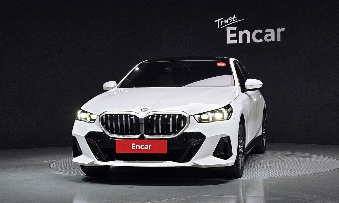 BMW 5-Series 520i M Sport, 2024