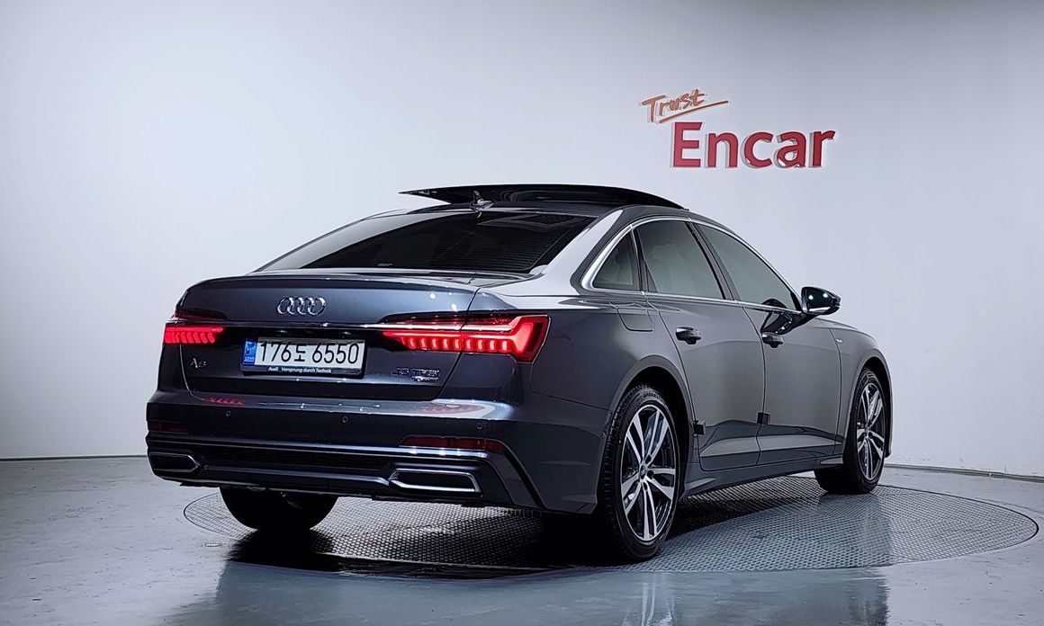 Audi A6 45 TFSI Quattro Premium, 2022