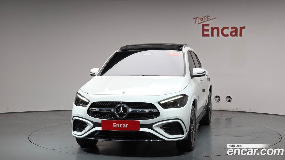 Mercedes-Benz GLA-Class GLA250 4MATIC, 2025