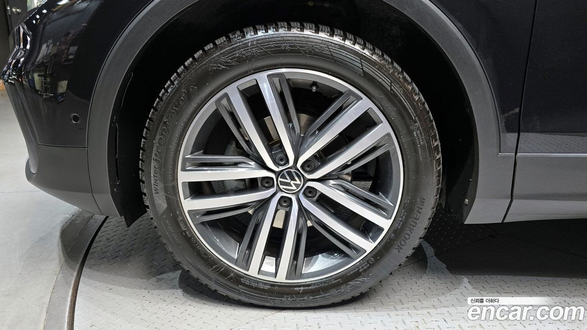 Volkswagen Tiguan 2.0 TDI 4Motion Prestige, 2023