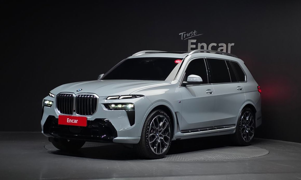 BMW X7 xDrive 40d M Sport 6STR, 2025