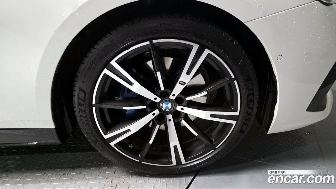 BMW 5-Series 530i xDrive M Sport, 2024