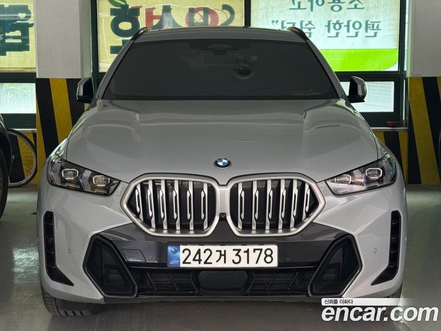 BMW X6 xDrive40i M Sport, 2024