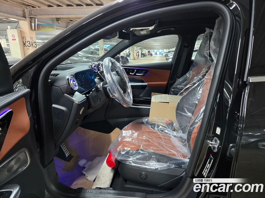 Mercedes-Benz GLC-Class GLC300 4MATIC Coupe, 2026