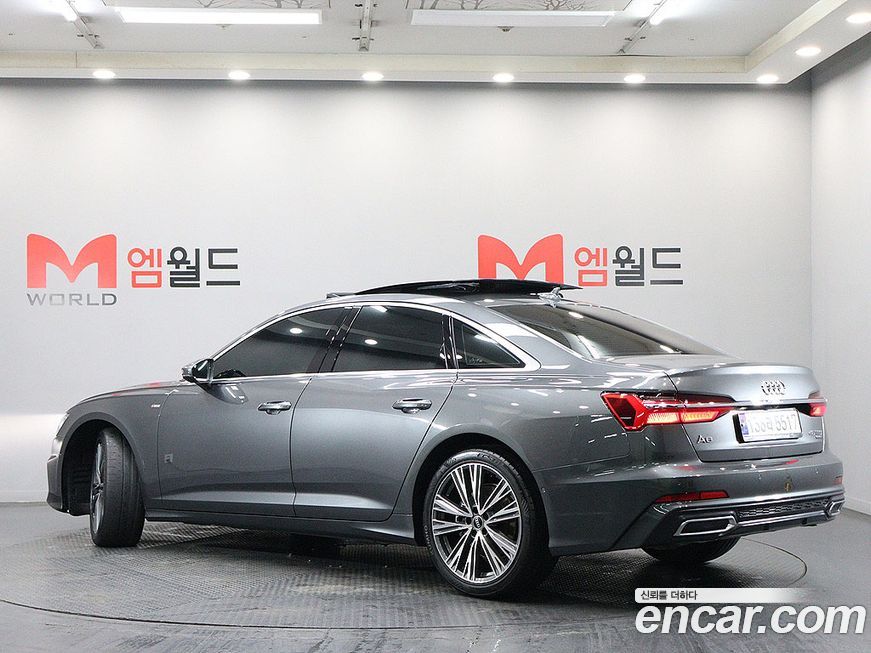 Audi A6 45 TFSI Quattro Premium, 2023