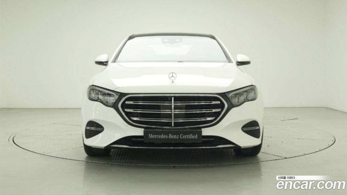 Mercedes-Benz E-Class E220d 4MATIC Exclusive, 2024