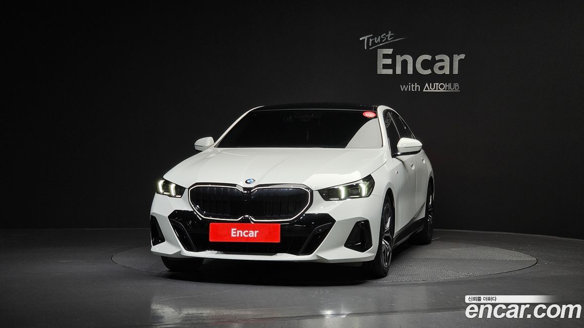 BMW 5-Series 520i Special Edition, 2024