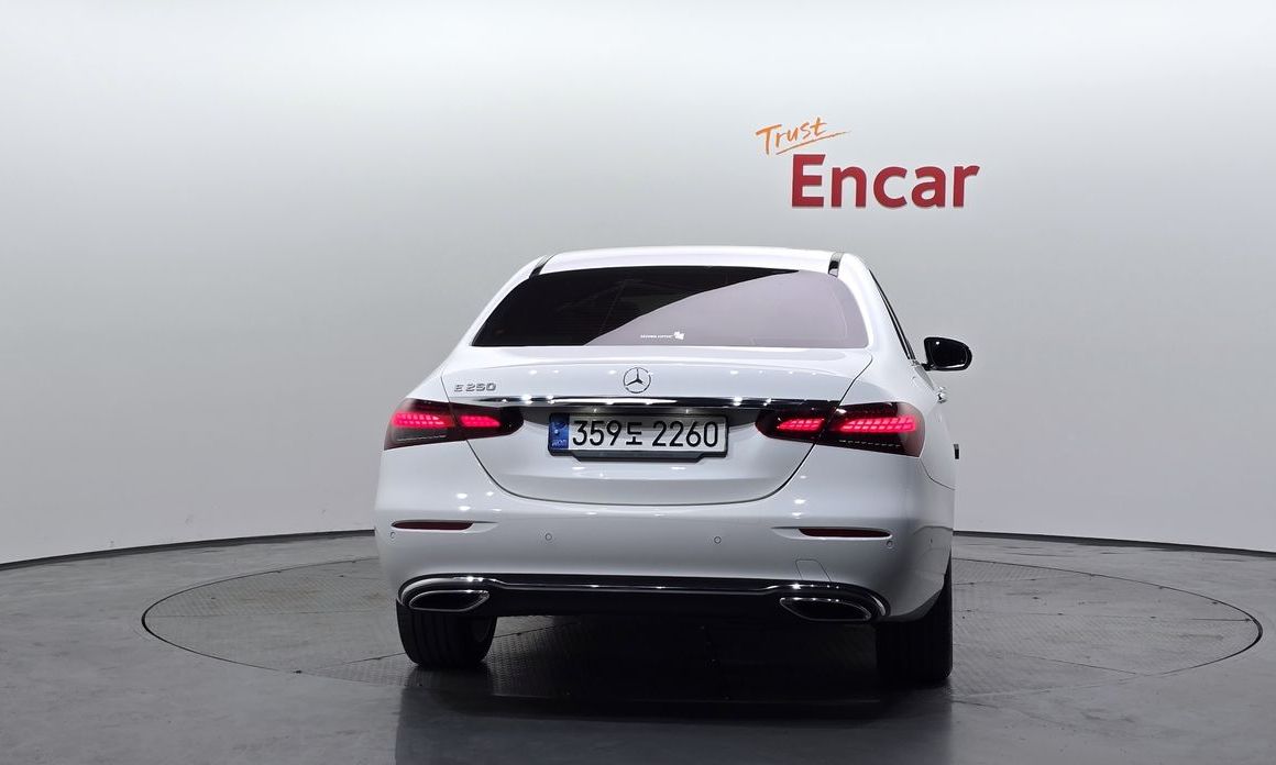 Mercedes-Benz E-Class E250 Exclusive, 2022