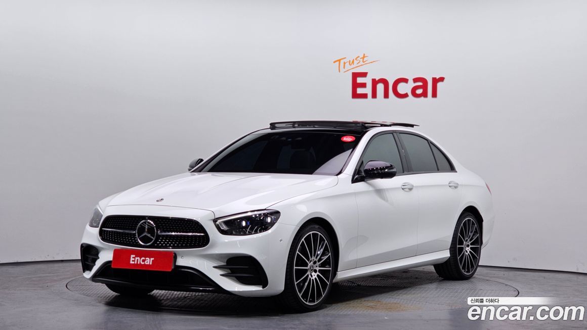 Mercedes-Benz E-Class E350 4MATIC AMG Line, 2023