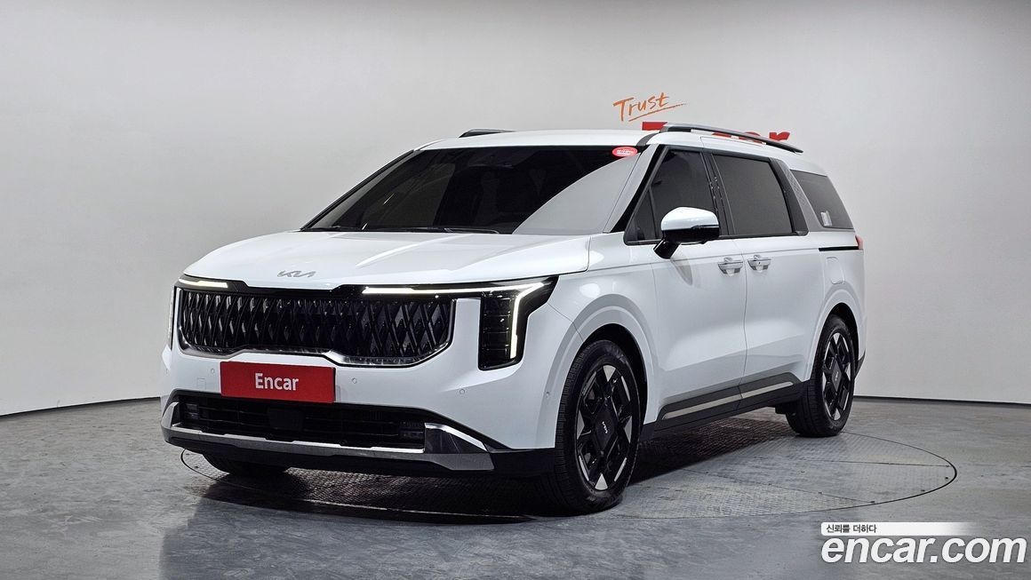 Kia Carnival 9-Seater Signature, 2025
