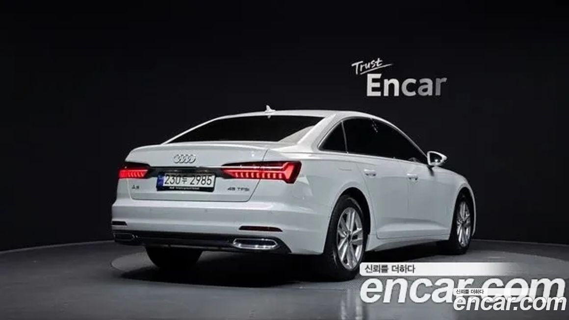 Audi A6 45 TFSI, 2023