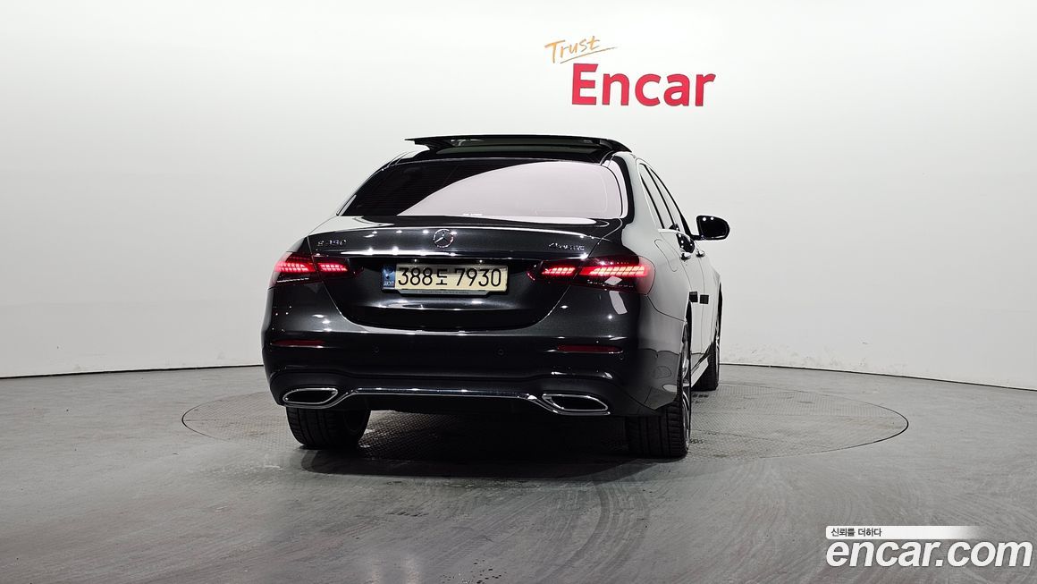 Mercedes-Benz E-Class E350 4MATIC AMG Line, 2021