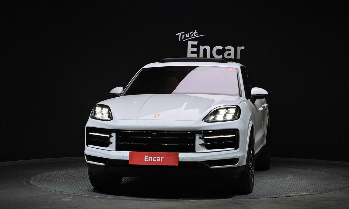 Porsche Cayenne 3.0, 2024