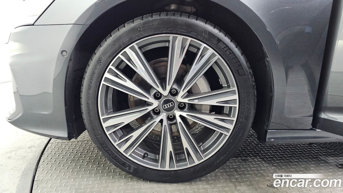 Audi A6 45 TFSI Quattro Premium, 2023