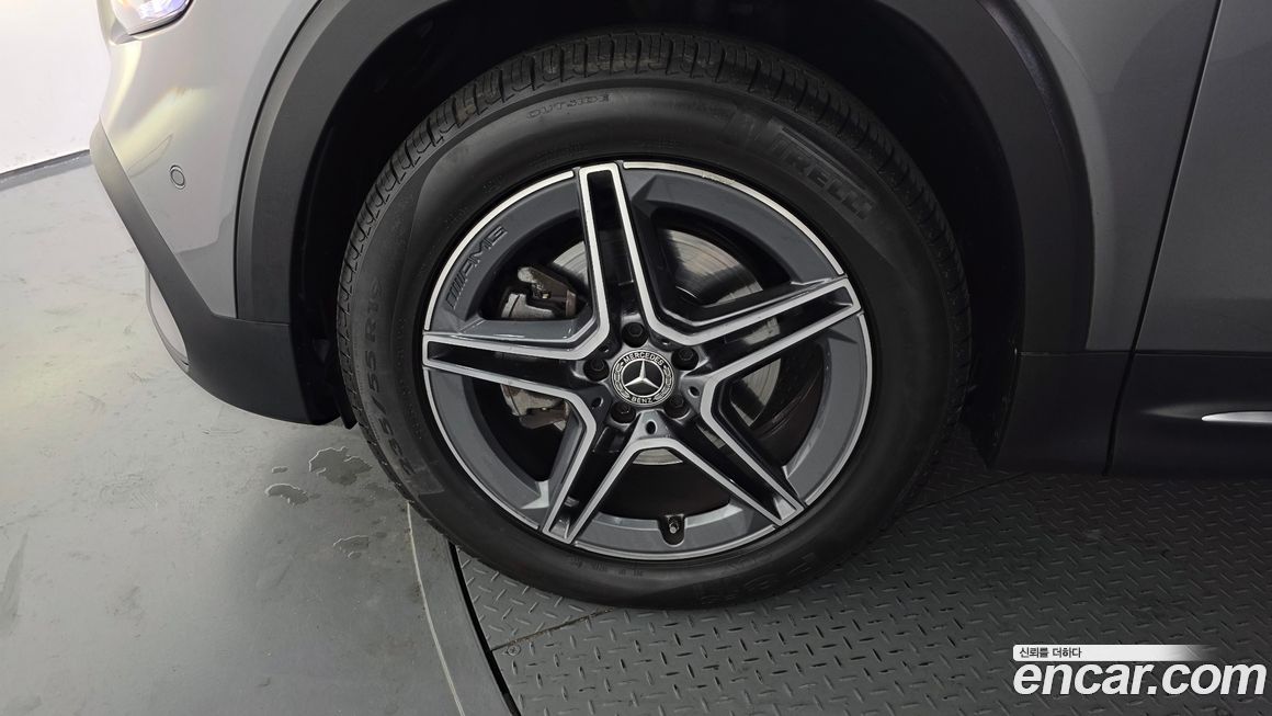 Mercedes-Benz GLB-Class GLB250 4MATIC, 2023