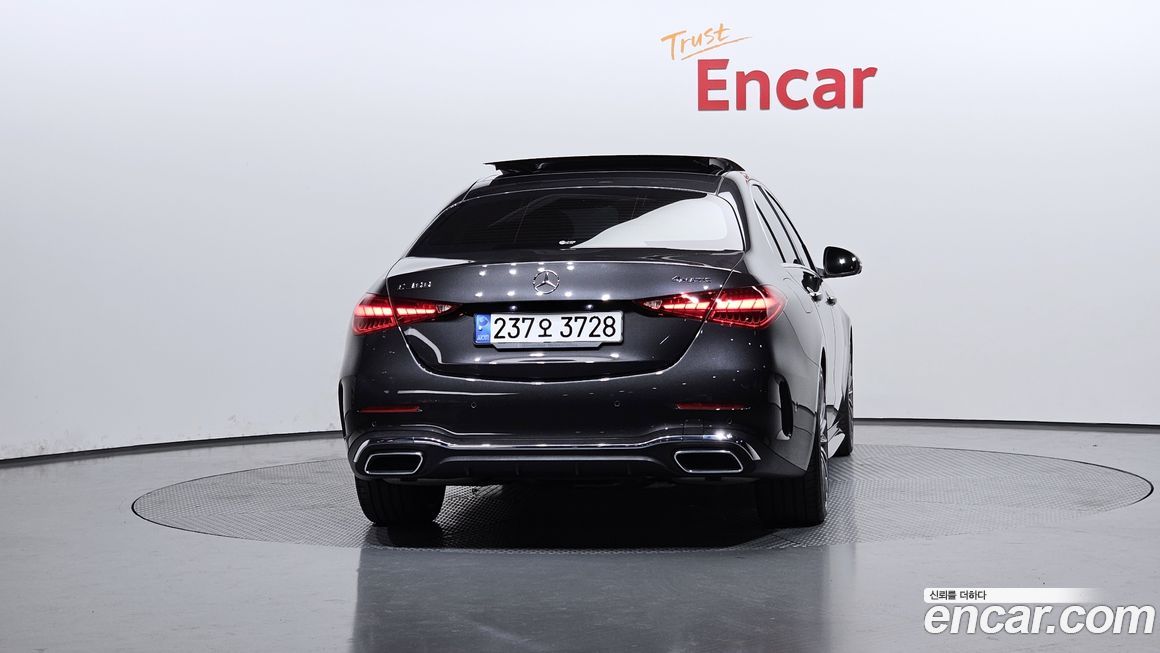 Mercedes-Benz C-Class C300 4MATIC AMG Line, 2023