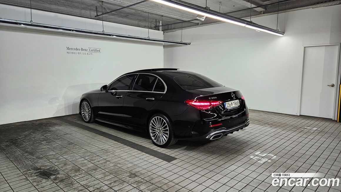 Mercedes-Benz C-Class C300 4MATIC AMG Line, 2023