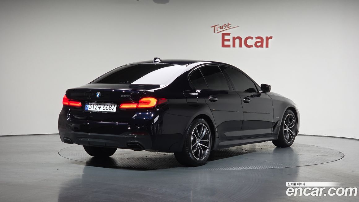 BMW 5-Series 520i M Sport, 2023