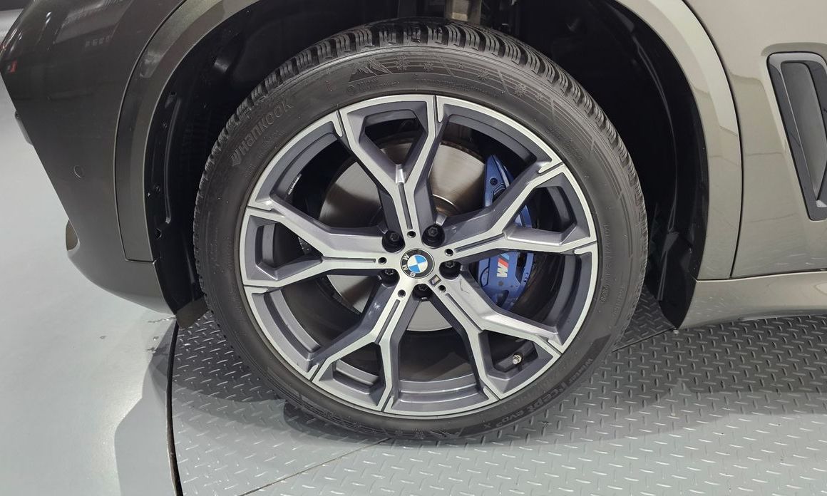 BMW X5 xDrive 40i M Sport, 2023