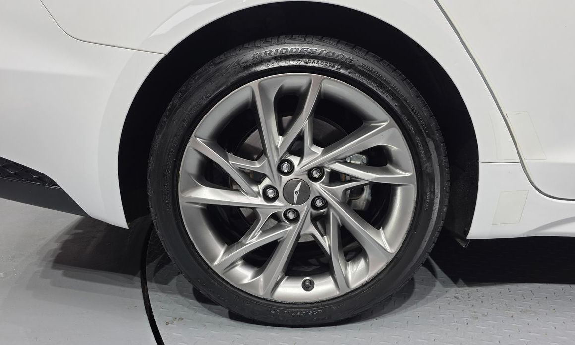 Genesis G70 Gasoline 2.0T 4WD, 2021