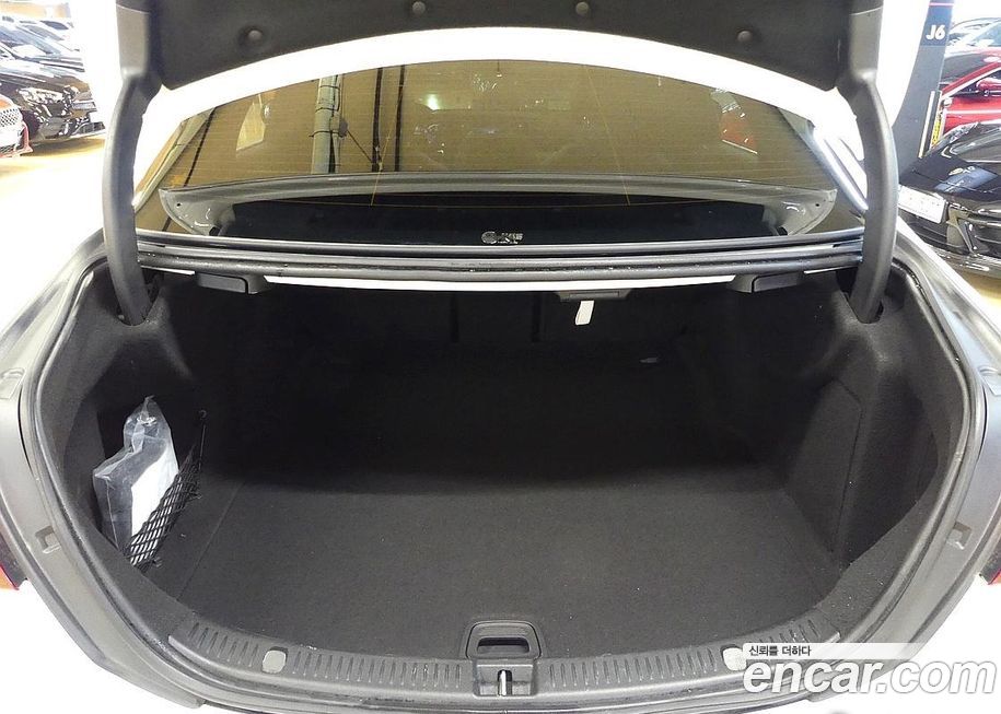 Mercedes-Benz E-Class E220d 4MATIC AMG Line, 2022