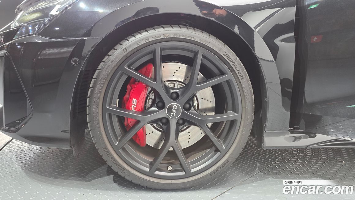 Audi RS3 2.5 TFSI Quattro, 2025