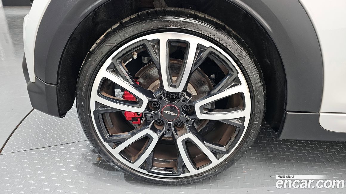 Mini Cooper JCW, 2023