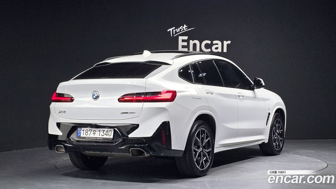 BMW X4 xDrive20i M Sport, 2023