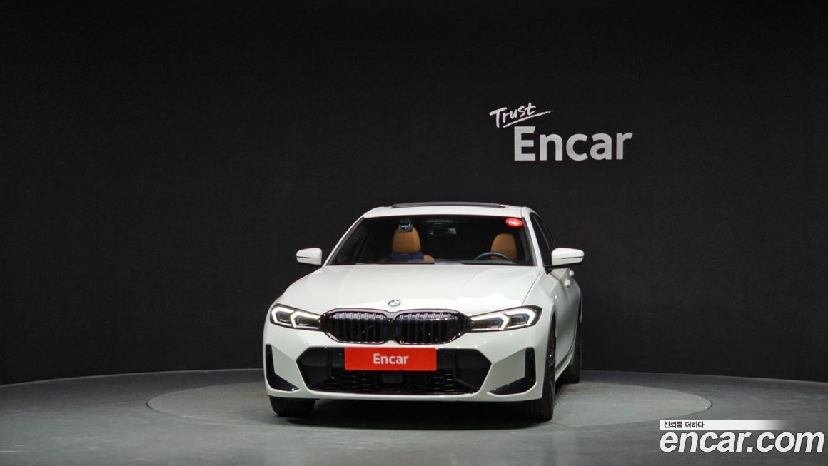 BMW 3-Series 320i M Sport, 2024