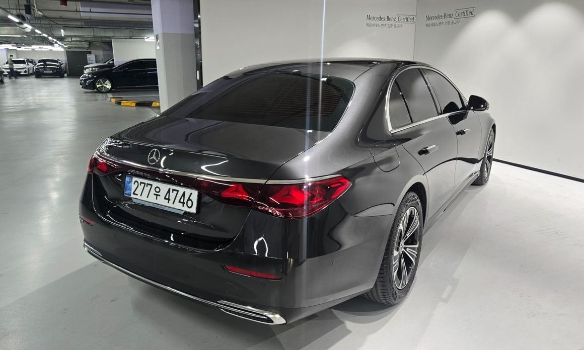 Mercedes-Benz E-Class E200 Avantgarde, 2025