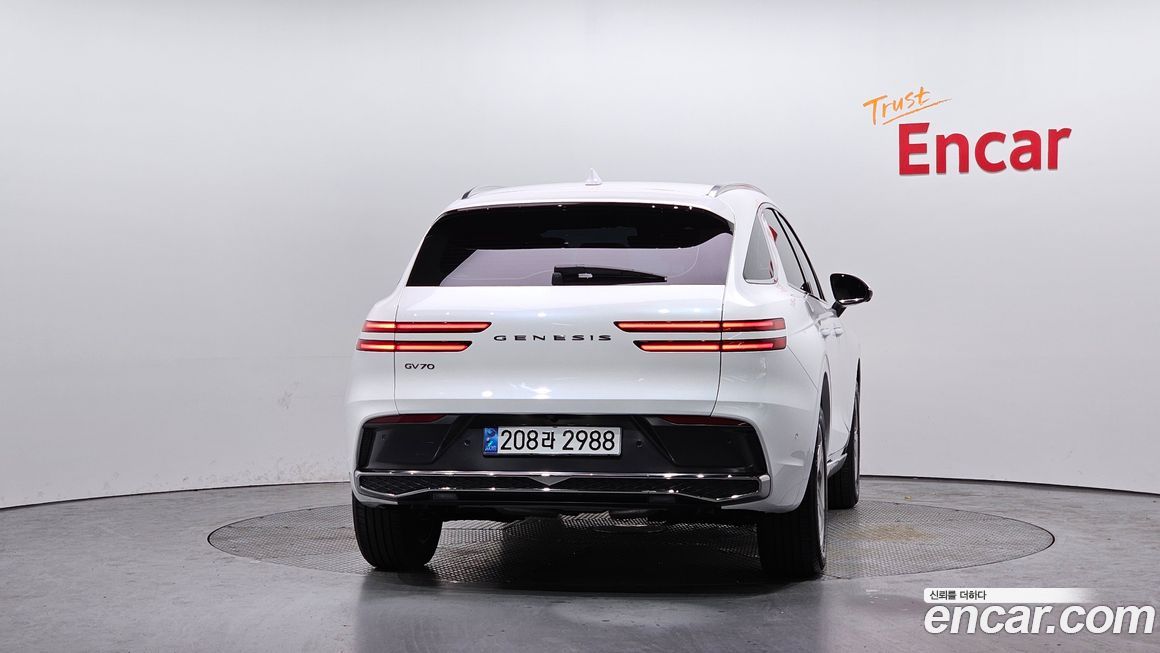 Genesis GV70 2.5T Gasoline 2WD, 2025