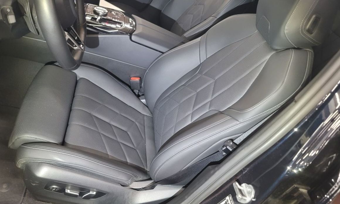 BMW 5-Series 520i M Sport, 2024