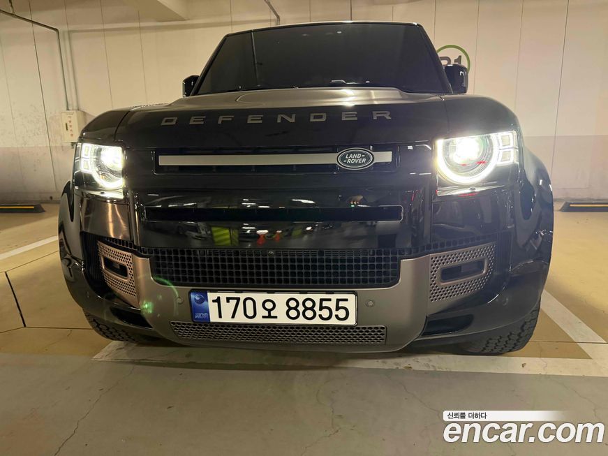 Land Rover Defender 110 D250 X-Dynamic SE, 2025