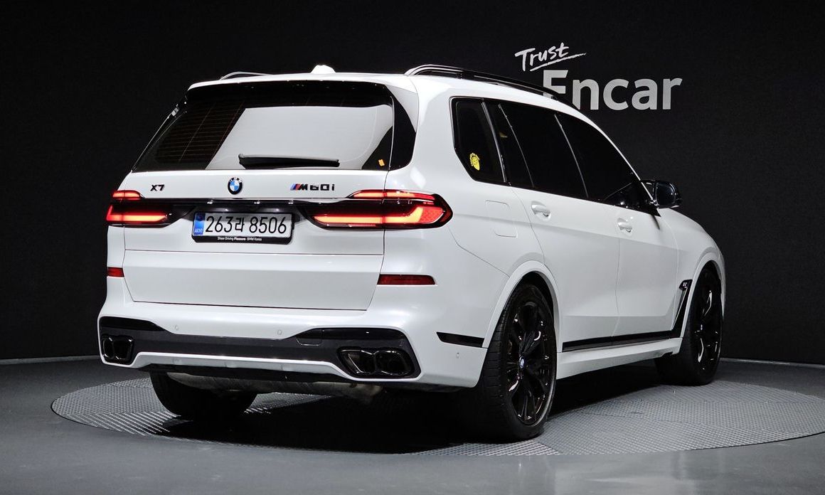 BMW X7 M60i xDrive M sport 6STR, 2025