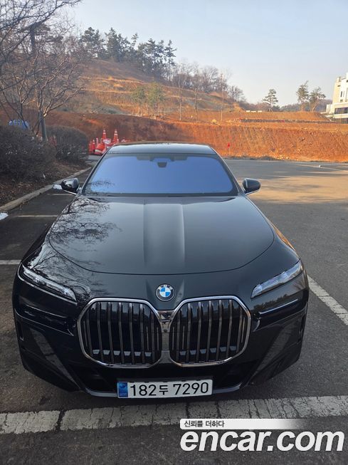 BMW 7-Series 740i xDrive M Sport, 2024
