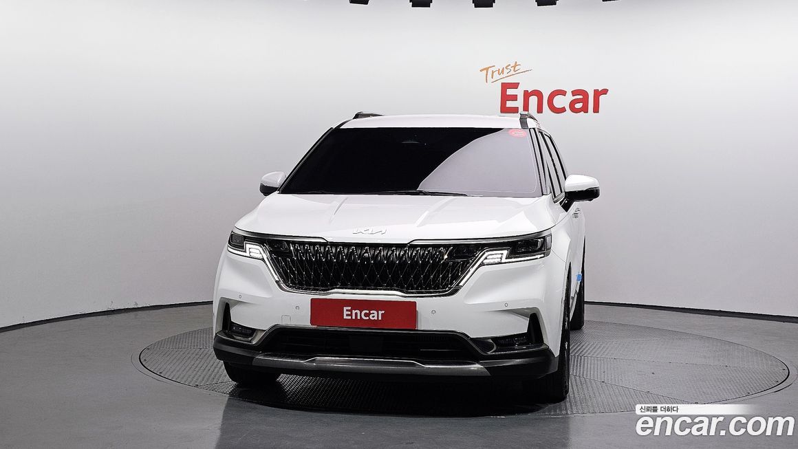 Kia Carnival 7-Seater Signature, 2023