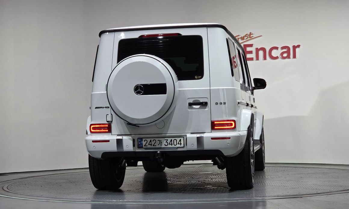 Mercedes-Benz G-Class AMG G63 Manufaktur, 2024