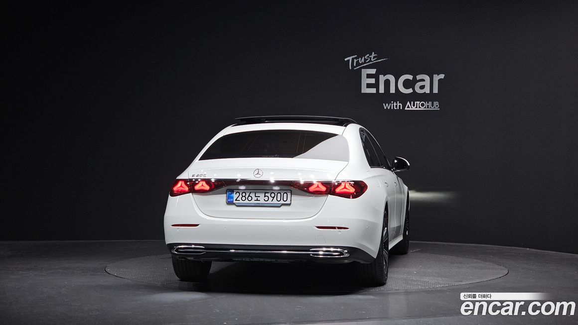 Mercedes-Benz E-Class E200 Avantgarde, 2025