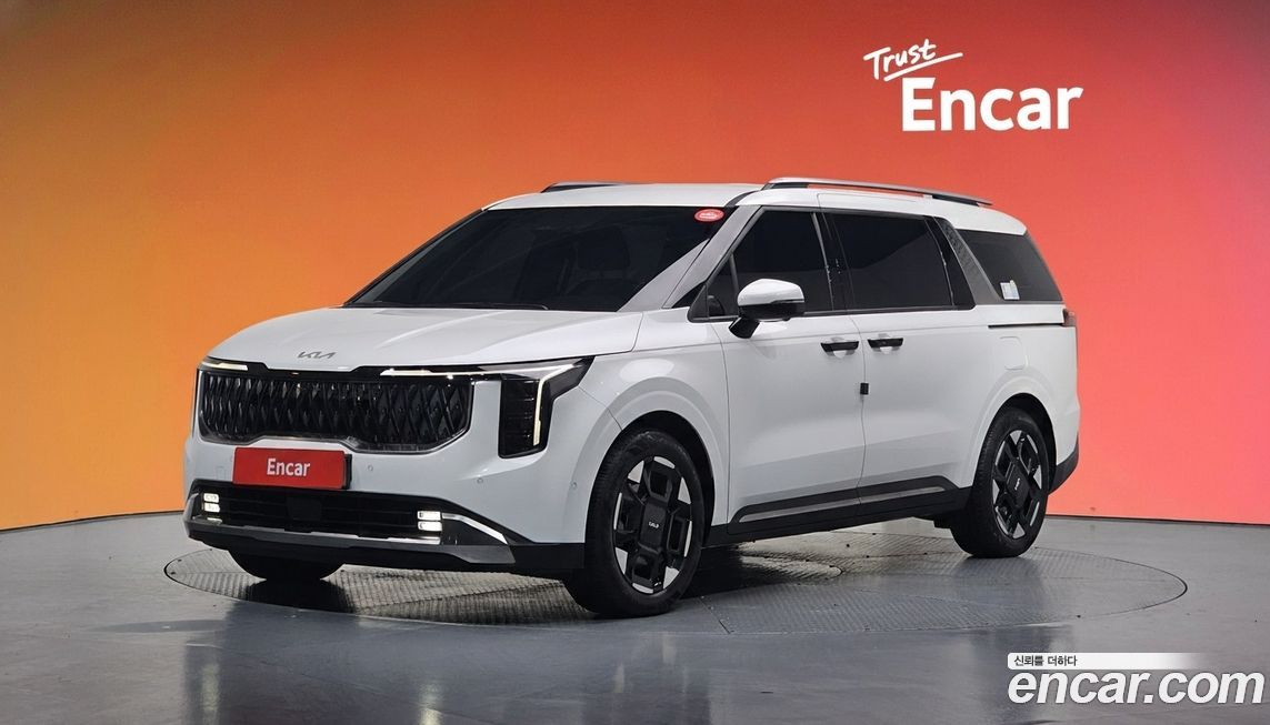 Kia Carnival 9-Seater Signature, 2024