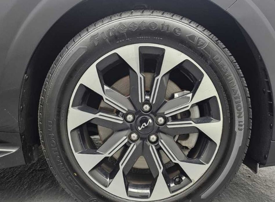 Kia Carnival 9-Seater Signature, 2023