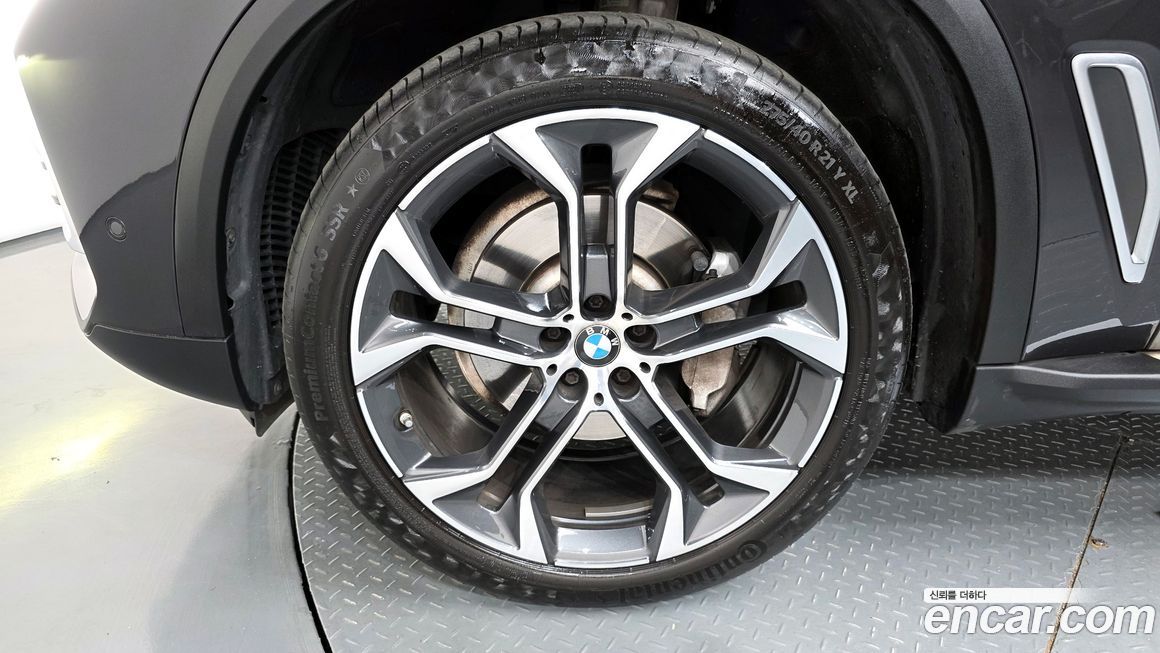 BMW X5 xDrive 40i xLine, 2021