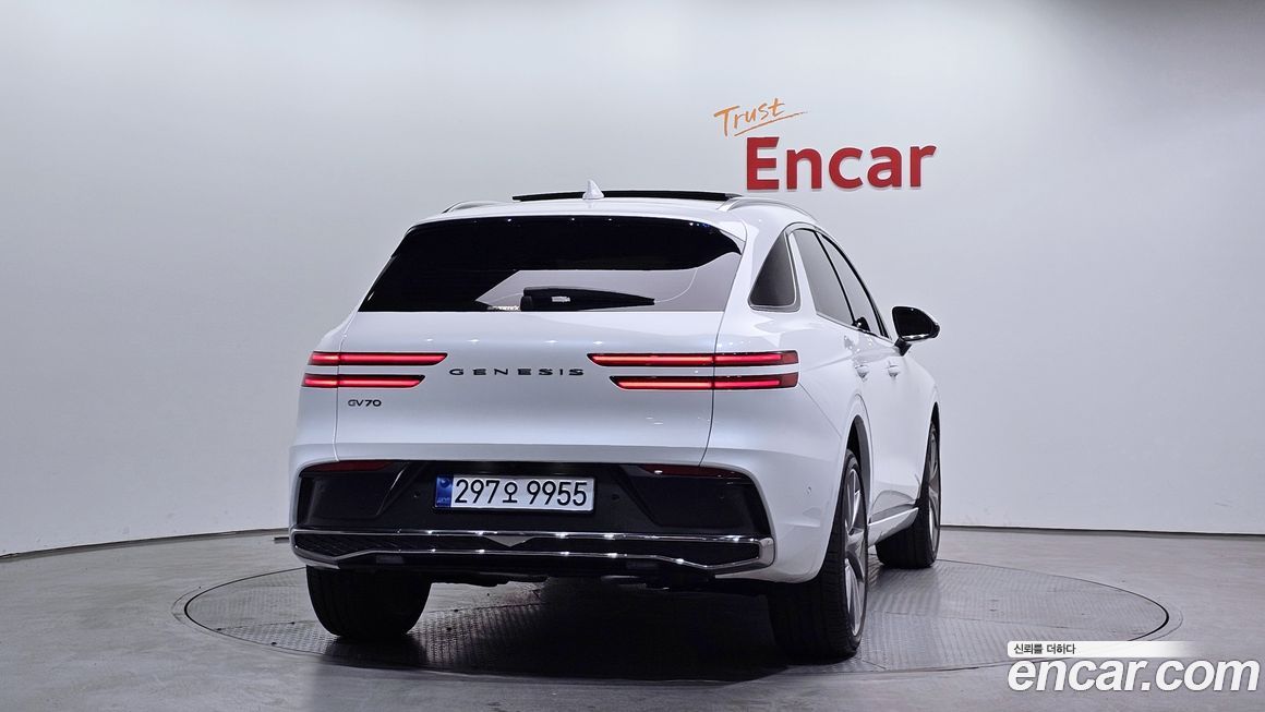 Genesis GV70 2.5T Gasoline 2WD, 2025